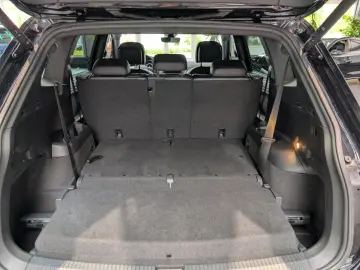 VW Tiguan Allspace 2.0 TSI 4Moti DSG R-Line 7-Sitz