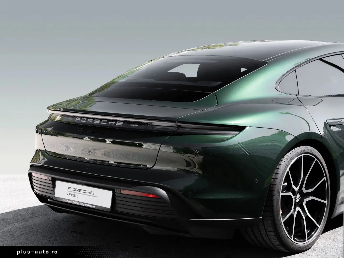 PORSCHE Taycan 4S Sport Chrono Paket 14 Wege Sitze BOSE
