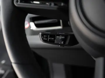 PORSCHE Taycan 4S Sport Chrono Paket 14 Wege Sitze BOSE