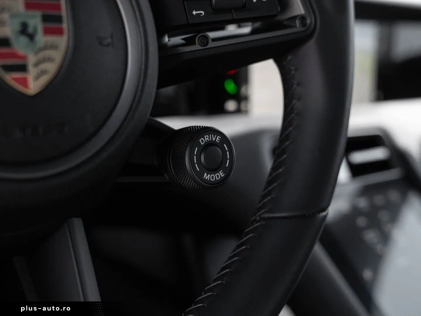 PORSCHE Taycan 4S Sport Chrono Paket 14 Wege Sitze BOSE