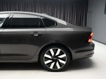 Volvo S90 Recharge T8 AWD Ultimate Dark