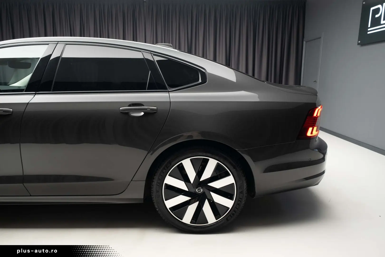 Volvo S90 Recharge T8 AWD Ultimate Dark
