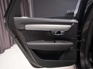 Volvo S90 Recharge T8 AWD Ultimate Dark