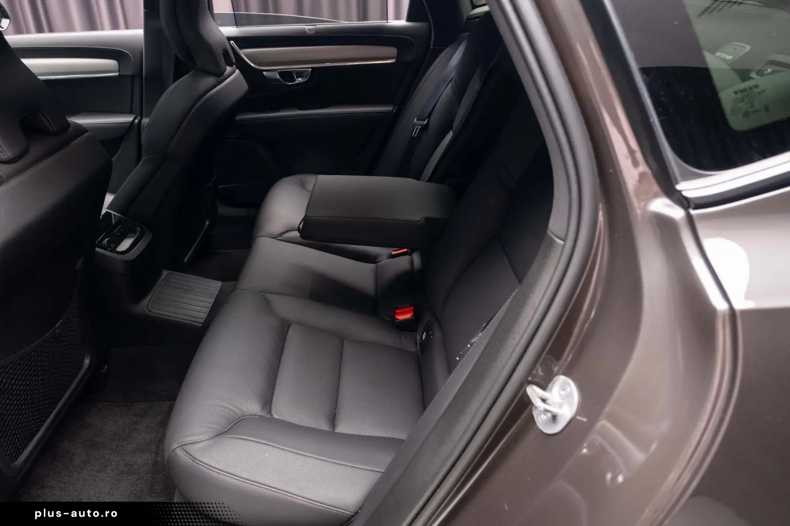 Volvo S90 Recharge T8 AWD Ultimate Dark