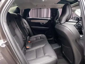 Volvo S90 Recharge T8 AWD Ultimate Dark