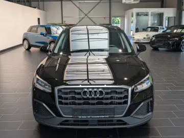 AUDI Q2 35 TFSI S tronic 1.Hand