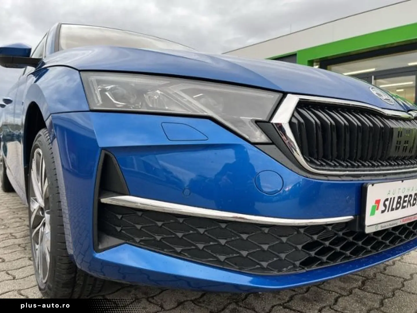 SKODA Octavia Limousine 1.5 TSI DSG Selection Licht&Si