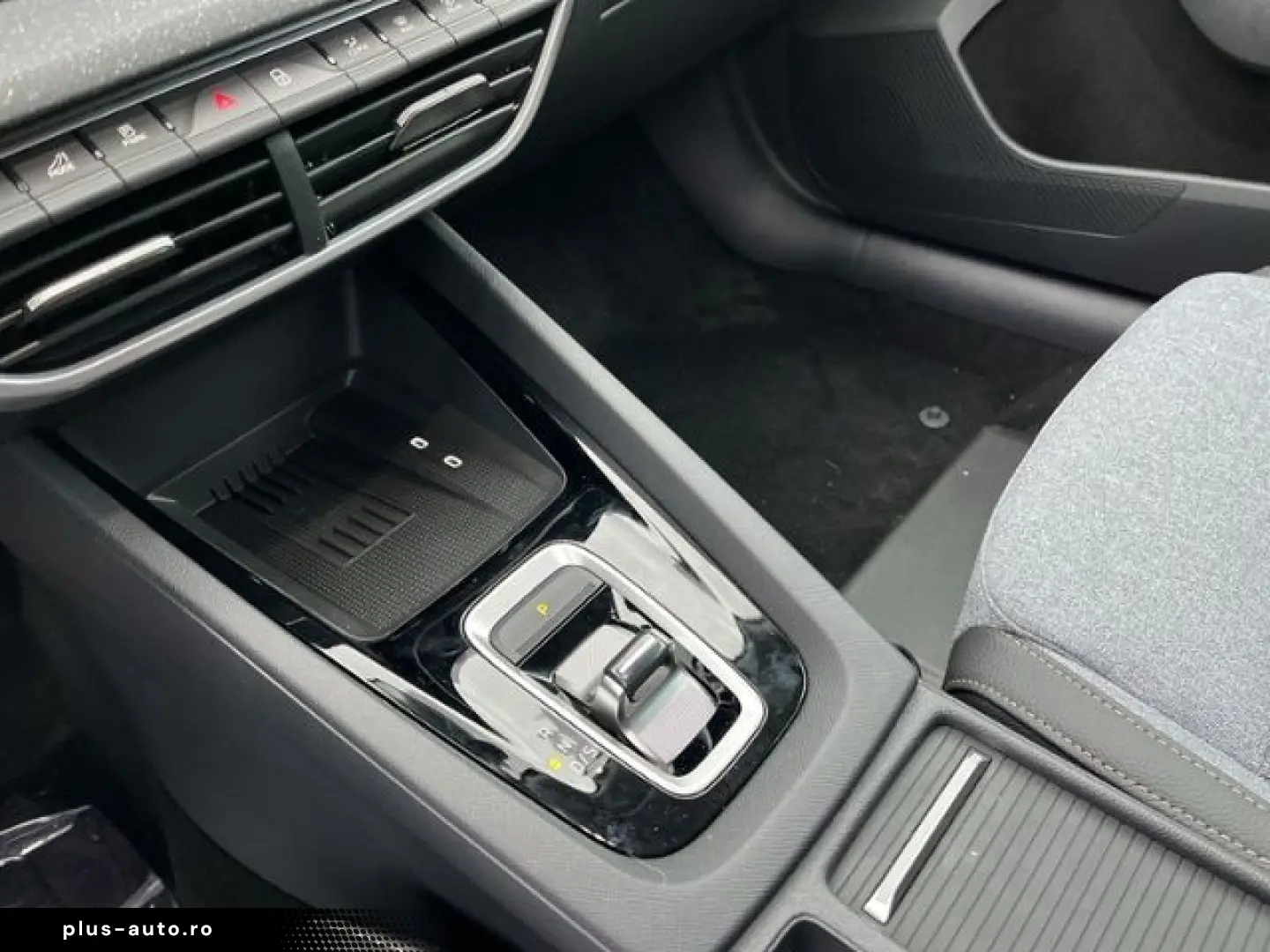 SKODA Octavia Limousine 1.5 TSI DSG Selection Licht&Si