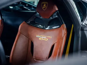 LAMBORGHINI Huracán EVO VAT 1. Hand Lift Sensonum