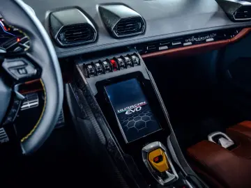 LAMBORGHINI Huracán EVO VAT 1. Hand Lift Sensonum