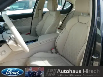 Genesis G70 Luxury 4WD 2.0 T-GDI