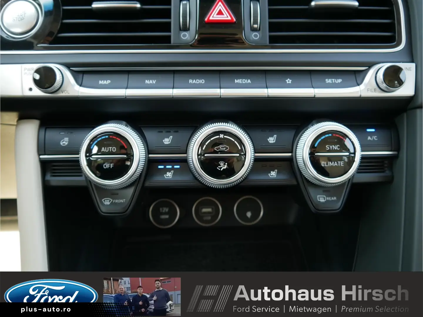 Genesis G70 Luxury 4WD 2.0 T-GDI