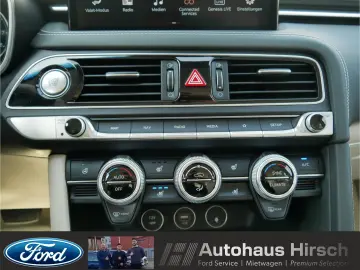 Genesis G70 Luxury 4WD 2.0 T-GDI