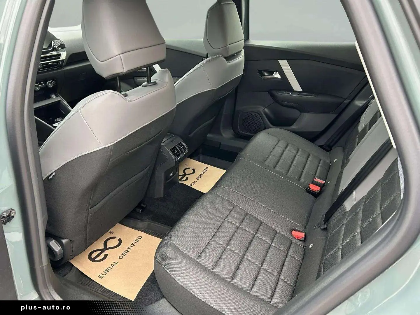 CITROEN C4 HYBRID 145 CP HATCHBACK