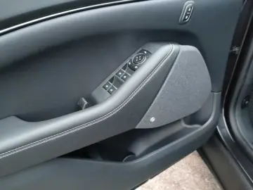 FORD Mustang MACH-E NAVI Klimaaut RFK SHZ FSH Digital