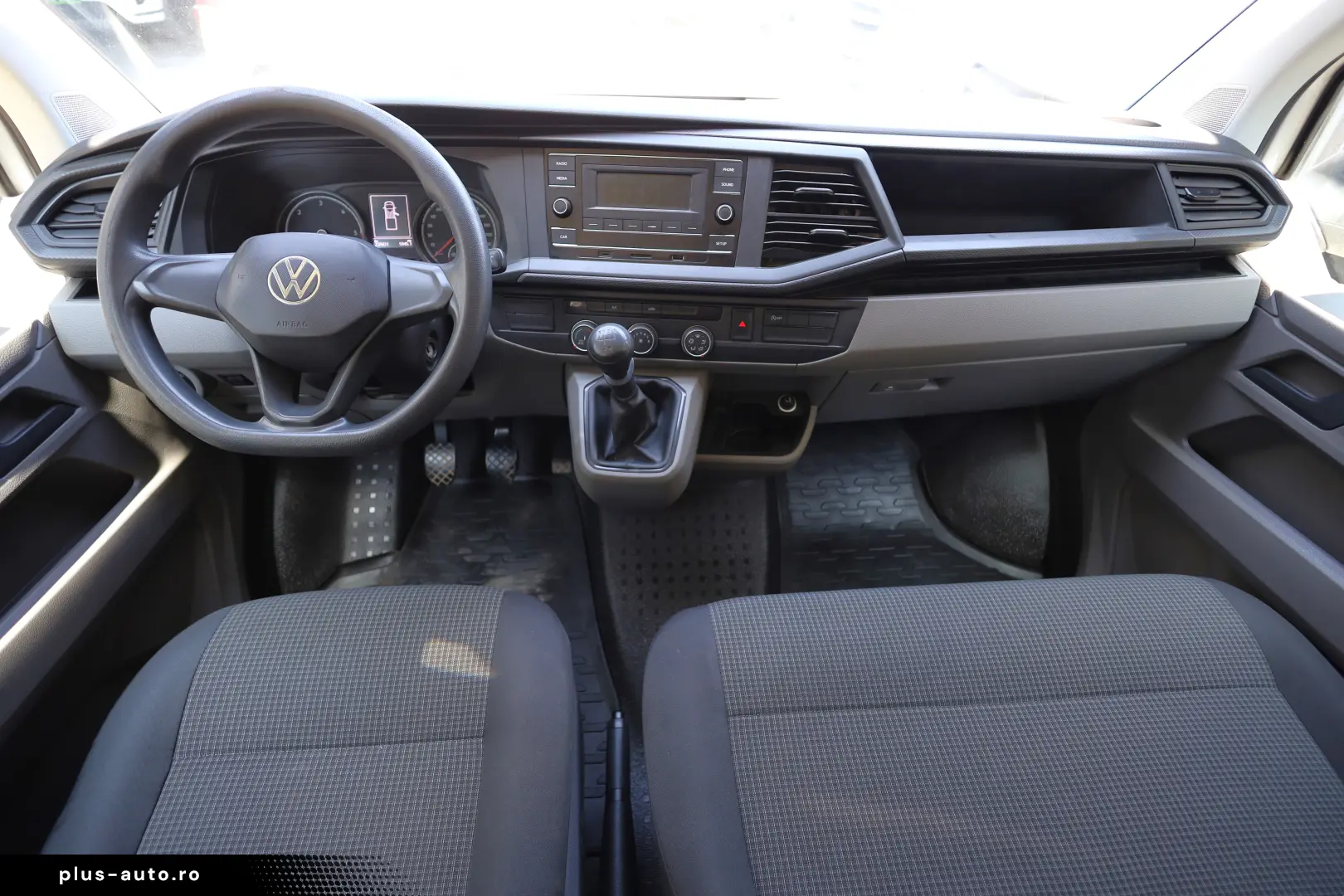 Volkswagen Transporter DOKA 2.0D 110 CP