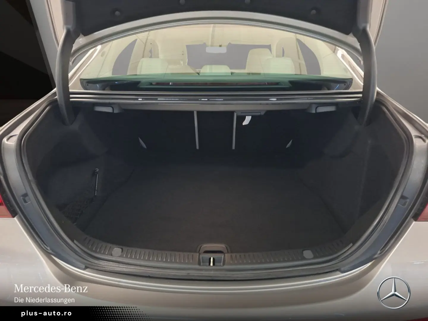 MERCEDES-BENZ E 300 d 4M Exclusive
