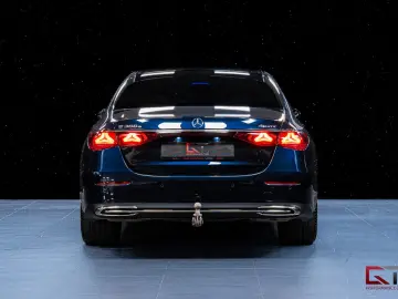 MERCEDES-BENZ E e 4M EXCLUSIVE