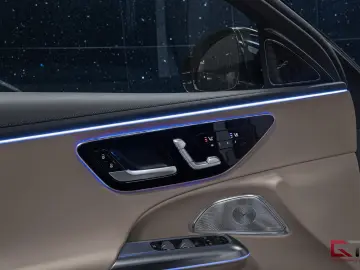 MERCEDES-BENZ E e 4M EXCLUSIVE
