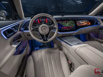 MERCEDES-BENZ E e 4M EXCLUSIVE