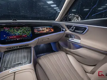 MERCEDES-BENZ E e 4M EXCLUSIVE