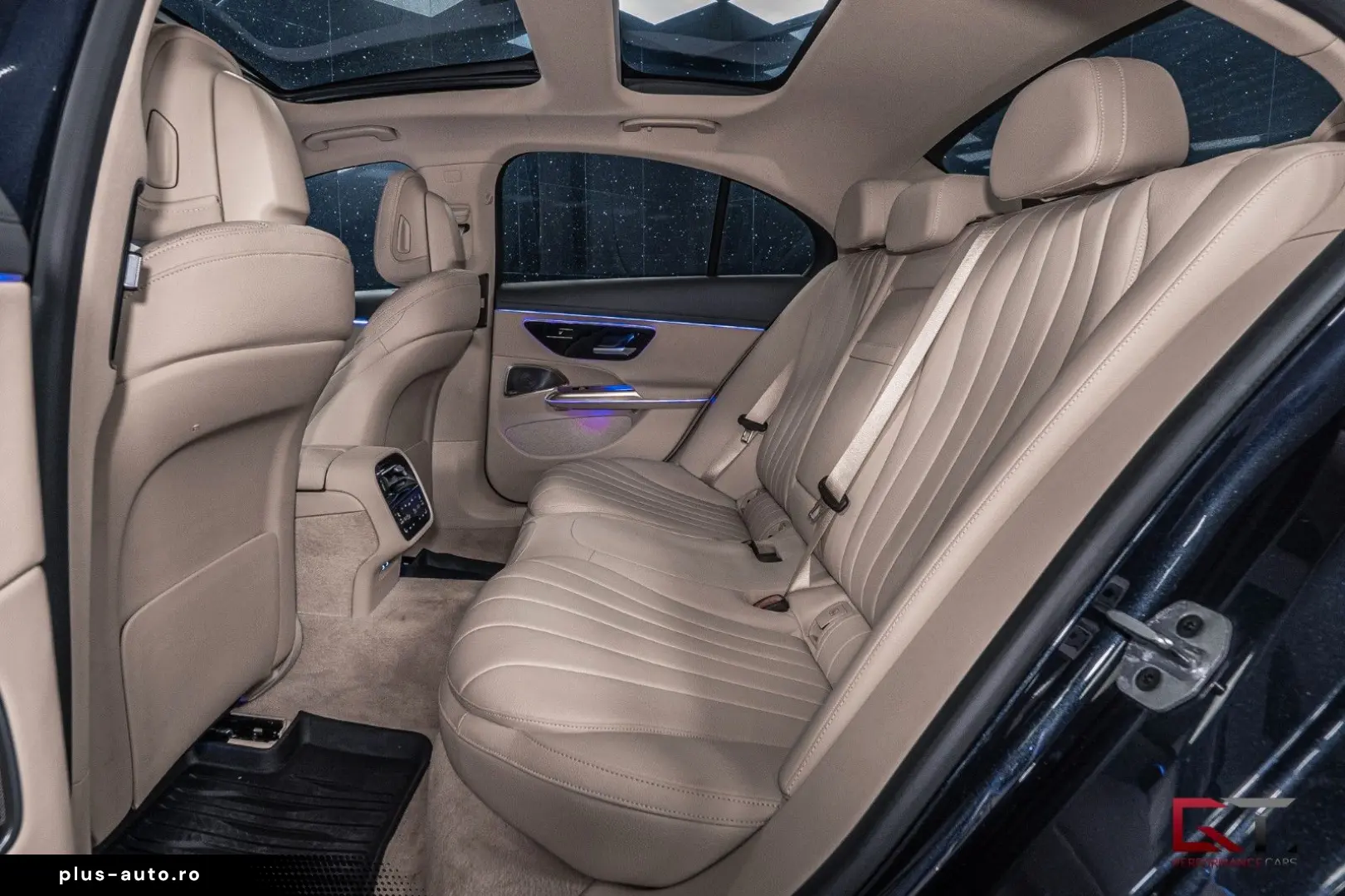 MERCEDES-BENZ E e 4M EXCLUSIVE