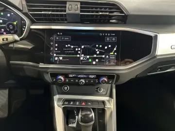 AUDI Q3 35 TDI S LINE