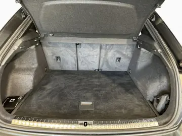 AUDI Q3 35 TDI S LINE