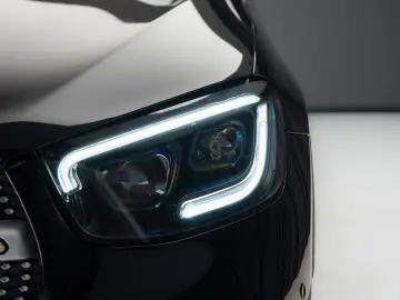 Mercedes-Benz GLC Coupe 300 4MATIC MHEV