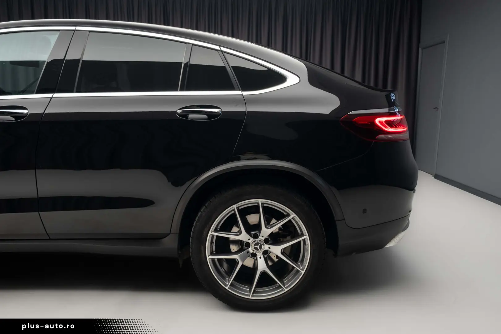 Mercedes-Benz GLC Coupe 300 4MATIC MHEV