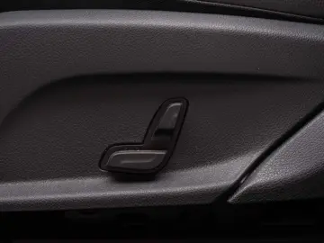 Mercedes-Benz GLC Coupe 300 4MATIC MHEV