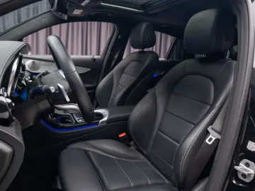Mercedes-Benz GLC Coupe 300 4MATIC MHEV