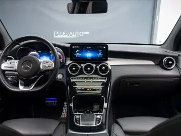 Mercedes-Benz GLC Coupe 300 4MATIC MHEV