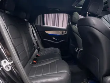 Mercedes-Benz GLC Coupe 300 4MATIC MHEV