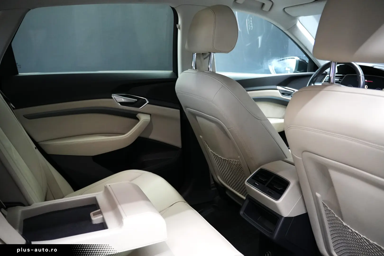 AUDI E-TRON 55 QUATTRO AT