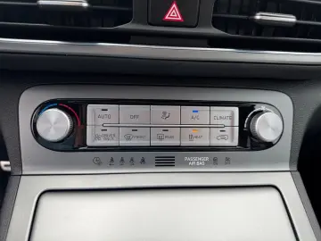 HYUNDAI KONA PRIME  LEDER HEADUP NAVI KRELL SHZ LHZ RFK