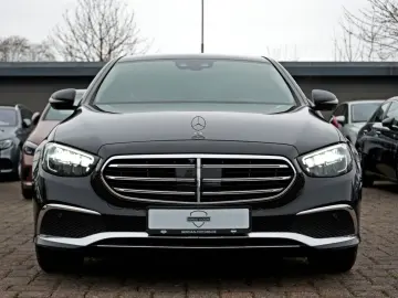 MERCEDES-BENZ E 400 d 4Matic