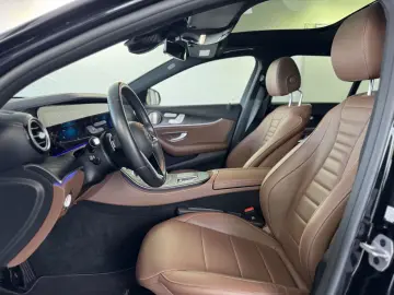 MERCEDES-BENZ E 400 d T 4Matic AMG Multibeam AHK Pano 4xSHZ