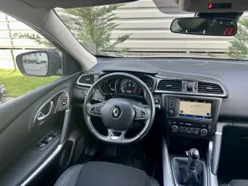 Renault Kadjar Intense Faruri Unghi mort Rate Garantie