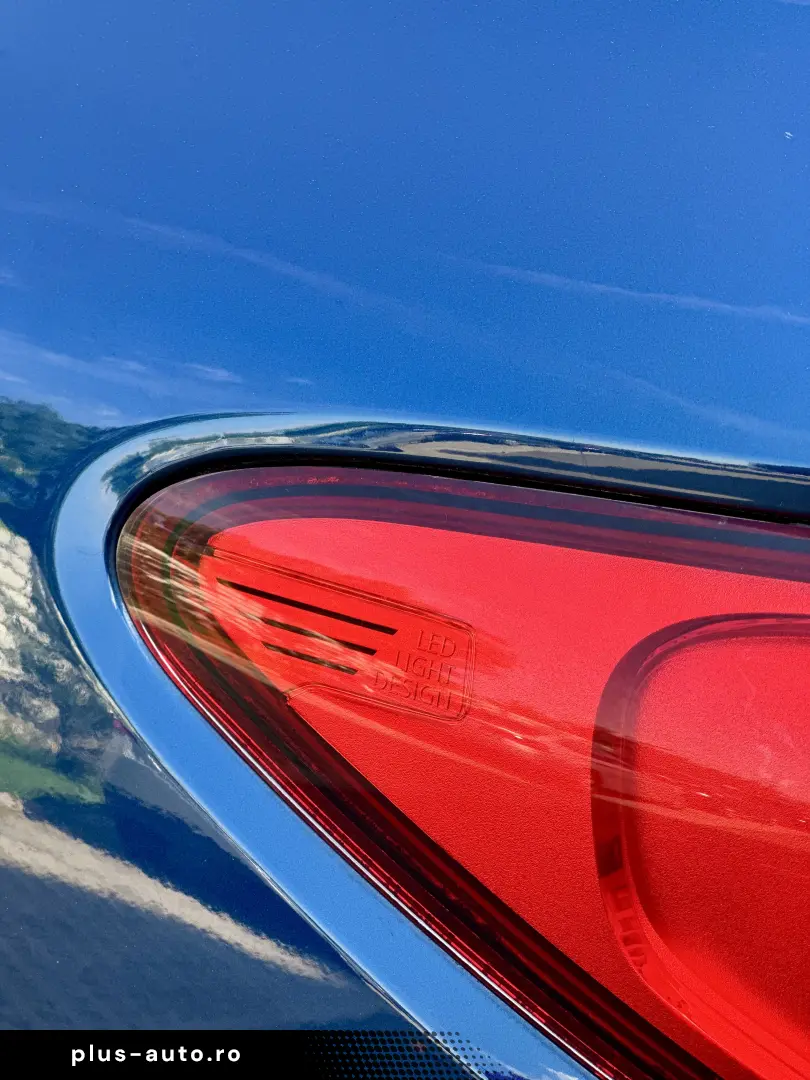 Renault Kadjar Intense Faruri Unghi mort Rate Garantie