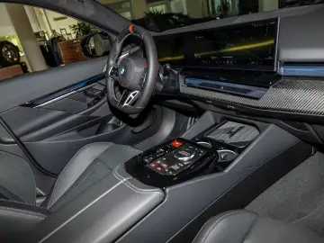BMW M5 Limousine