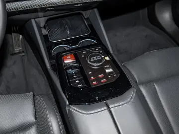 BMW M5 Limousine