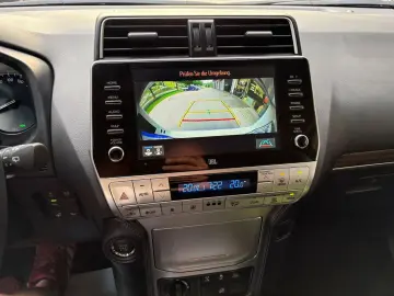 TOYOTA Land Cruiser Executive