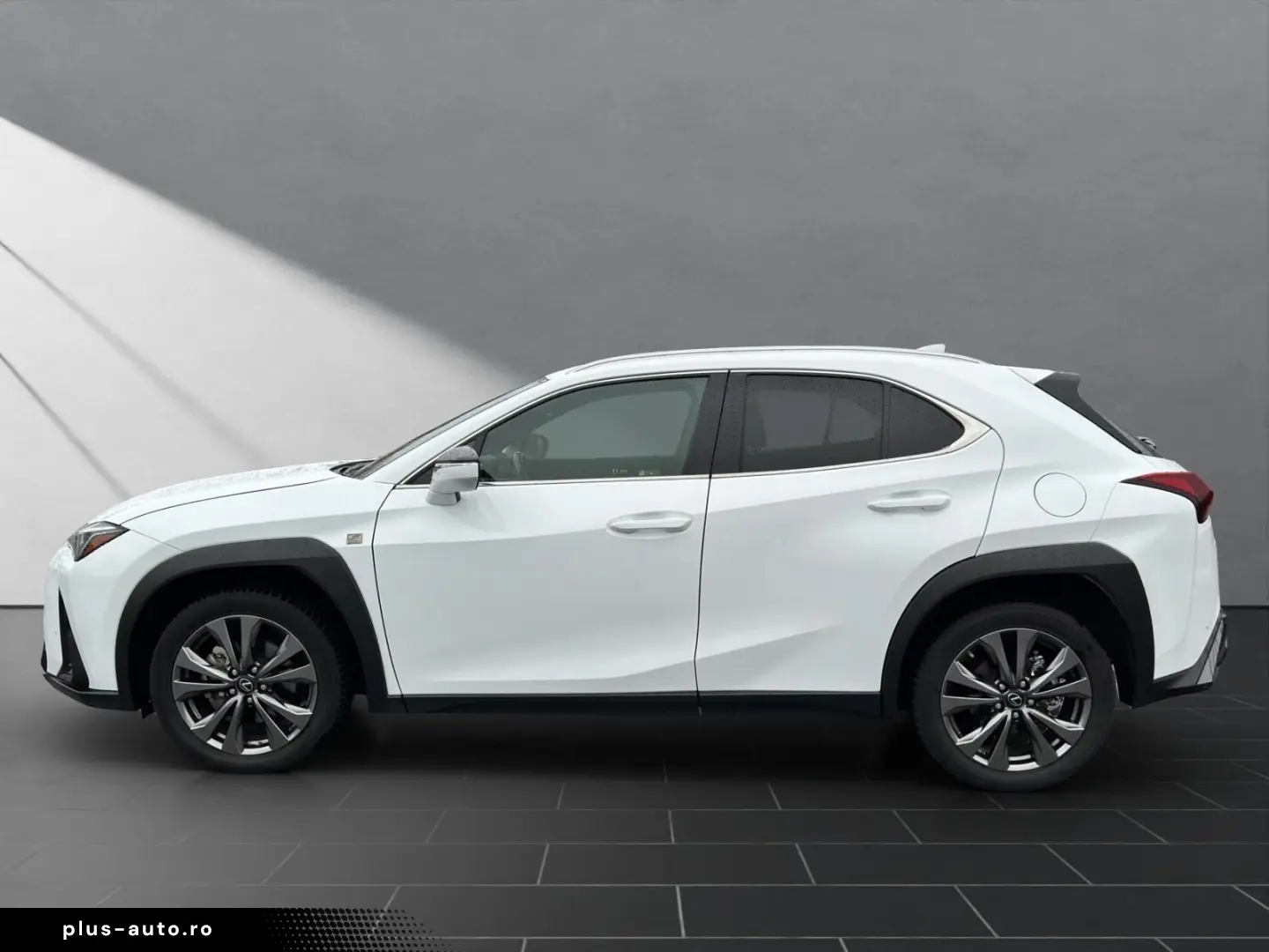 LEXUS UX 250h F-SPORT-D. 1.HD ALLW.REIF   15J-GARANTIE