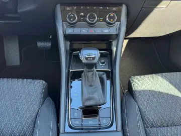 SKODA Karoq 2.0l TDI DSG 4x4 STYLE