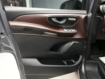 Mercedes-Benz V250d 4Matic