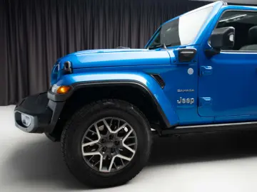 2021 Jeep Wrangler Unlimited Sahara Hybrid