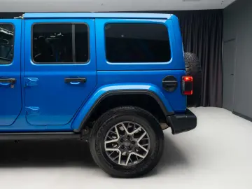 2021 Jeep Wrangler Unlimited Sahara Hybrid