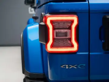 2021 Jeep Wrangler Unlimited Sahara Hybrid
