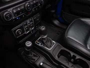 2021 Jeep Wrangler Unlimited Sahara Hybrid